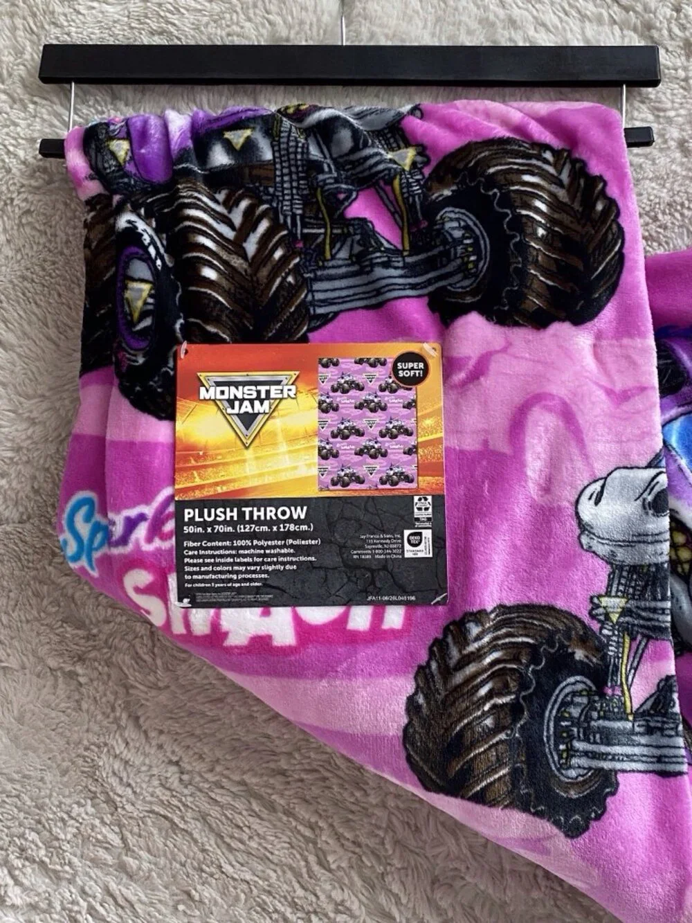Monster Jam Sparkle Smash Super Soft Throw Blanket 50” X 70” Pink NEW